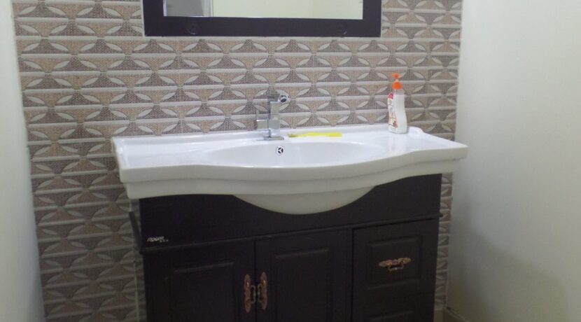 84FA57F0-6C8F-4E38-8428-F94E183A912C