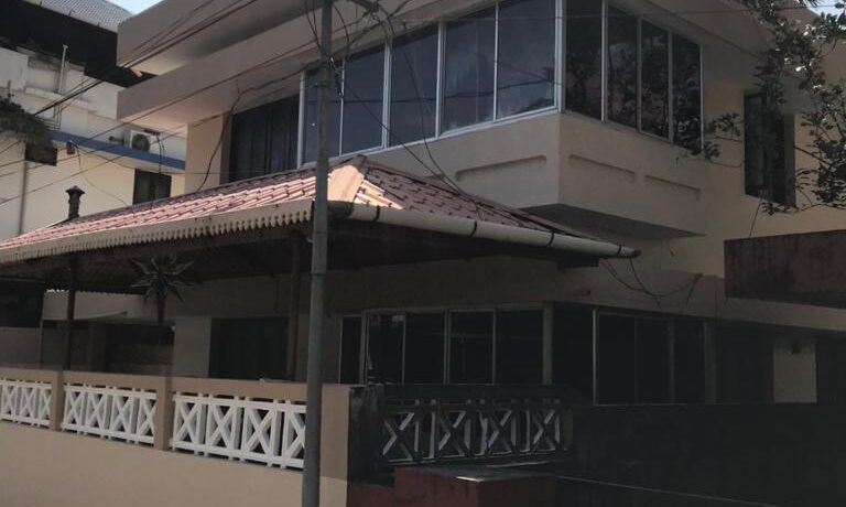 42385187-52dc-454e-9585-fa129784321e