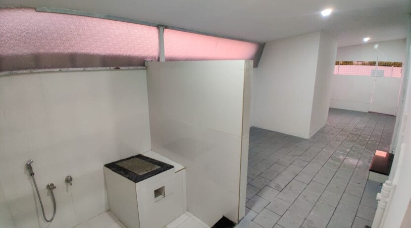 8f897eca-6572-43d4-b972-0da4e8856597