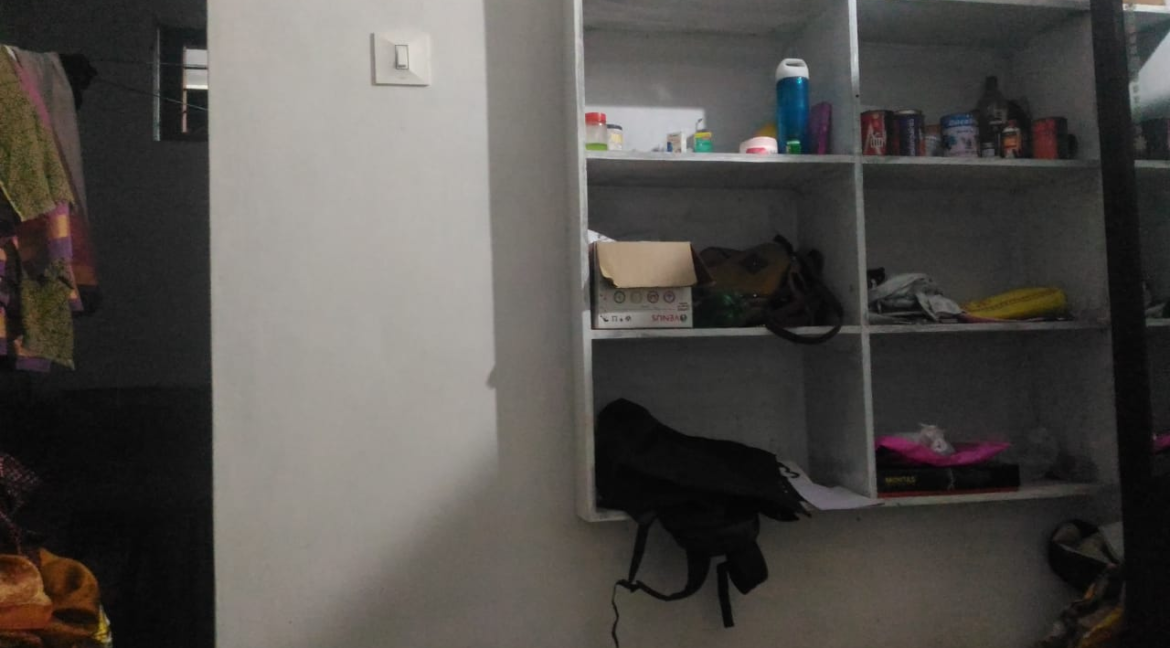 db4ae091-e5c9-4f4b-a159-6e188c8097af