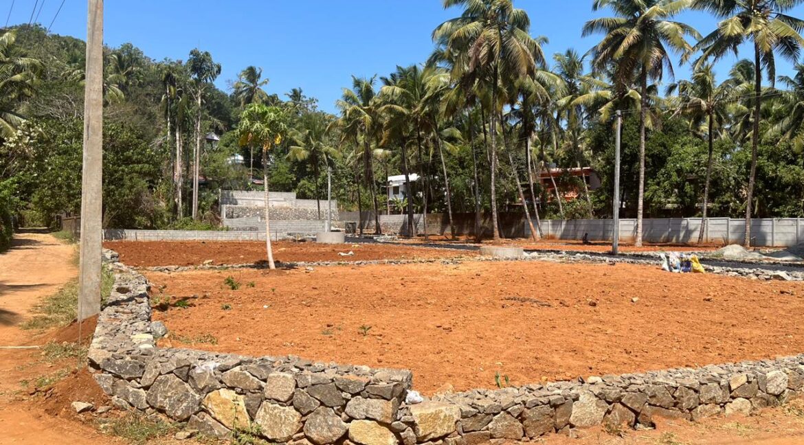 Muthuvara 77.5lakhs latest1