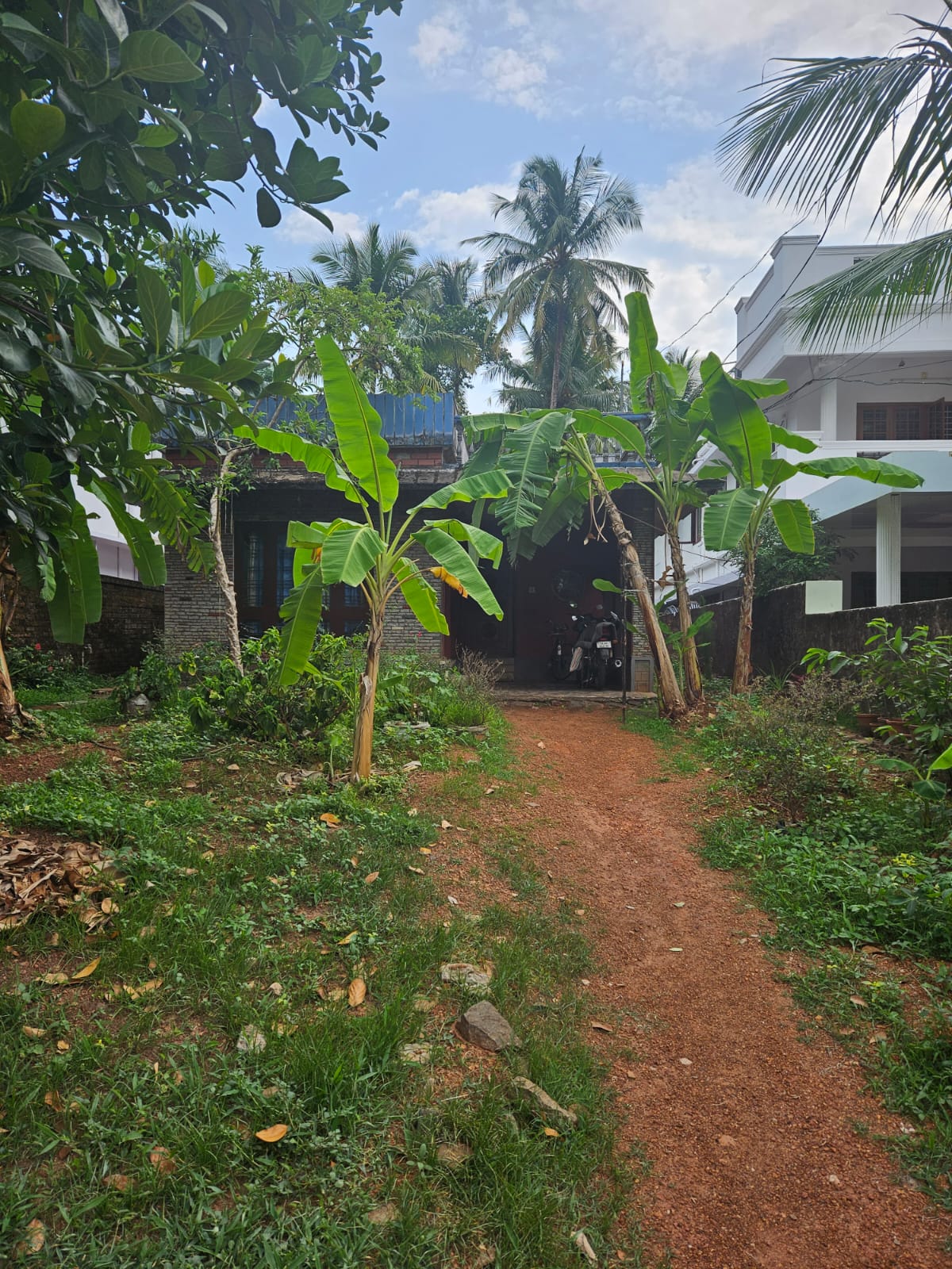 Land for sale in kuriachira