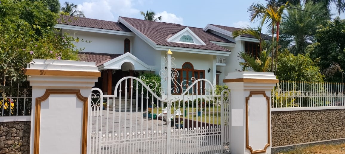 4 bhk House Kuttanellur 43 cent 5000 sqft 5.75 cr 1