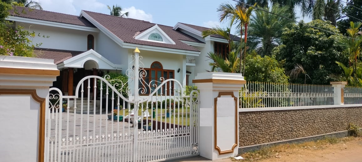 4 bhk House Kuttanellur 43 cent 5000 sqft 5.75 cr 2